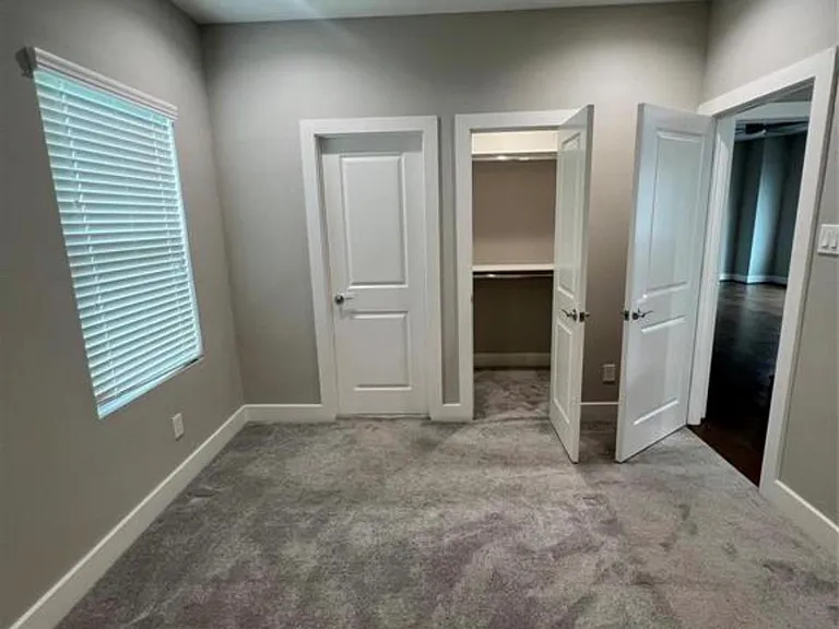 1224 Upton St — Photo 32