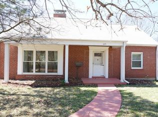 825 N Kirkwood Rd, Saint Louis, MO 63122