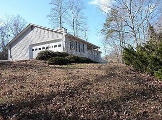 2410 Calvary Church Rd, Gainesville, GA 30507