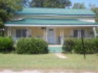 705 Bay Rd, Moultrie, GA 31768