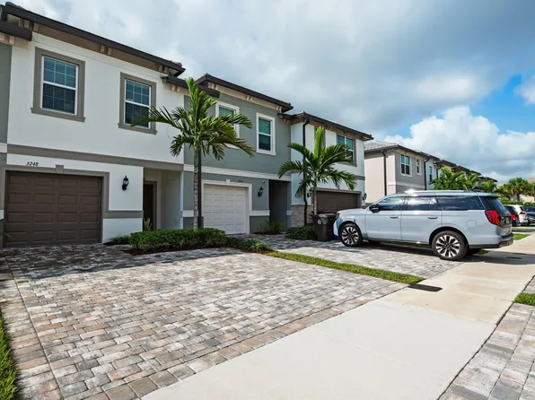 3248 Watercress Drive, Lauderdale Lakes, FL 33311