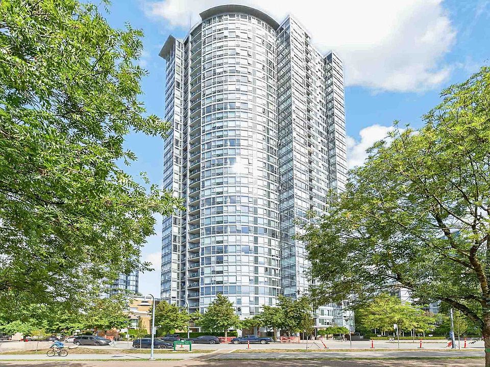 1st image of 1033 Marinaside Cres #3607