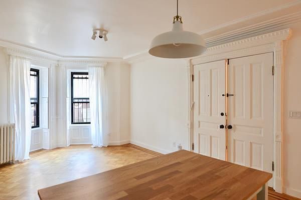 1st image of 310 Jefferson Ave #G