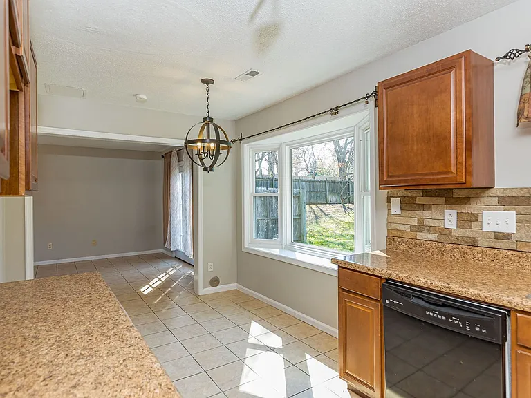 4112 Appleton Rd — Photo 13