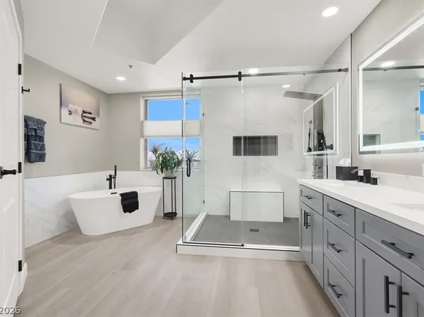 8255 Las Vegas Blvd S Unit 722, Las Vegas, NV 89123