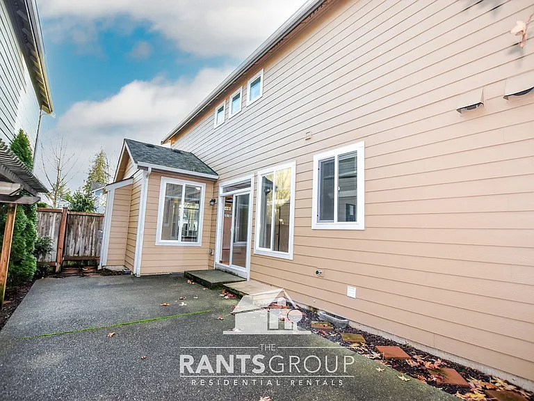 4726 46th Ave SE — Photo 26