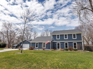 2736 Fenceline Rd, Racine, WI 53406