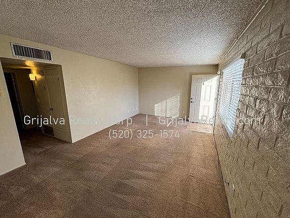 2nd image of 2836 N Sparkman Blvd #B