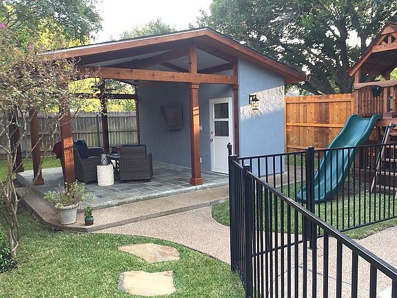 3rd image of 10003 Treeline Dr
