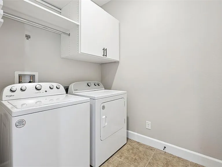 236 Messina Pl — Photo 27