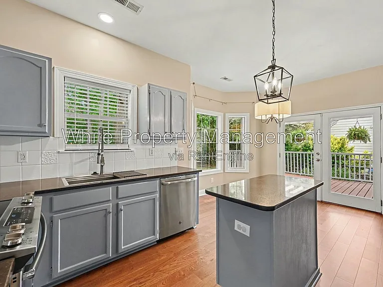 9201 Hanworth Trace Dr — Photo 9