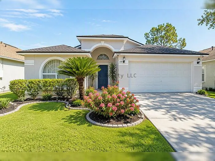 2311 Cattleman Dr