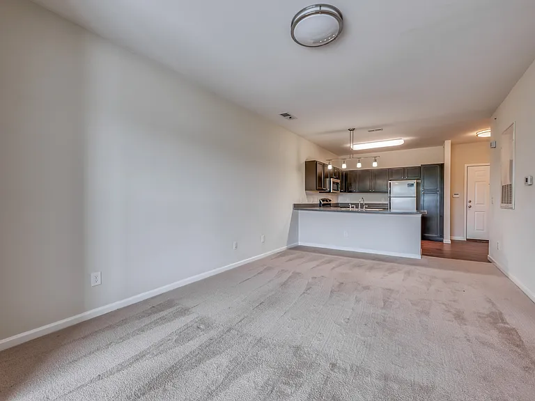 Reserve at Park West — Photo 18