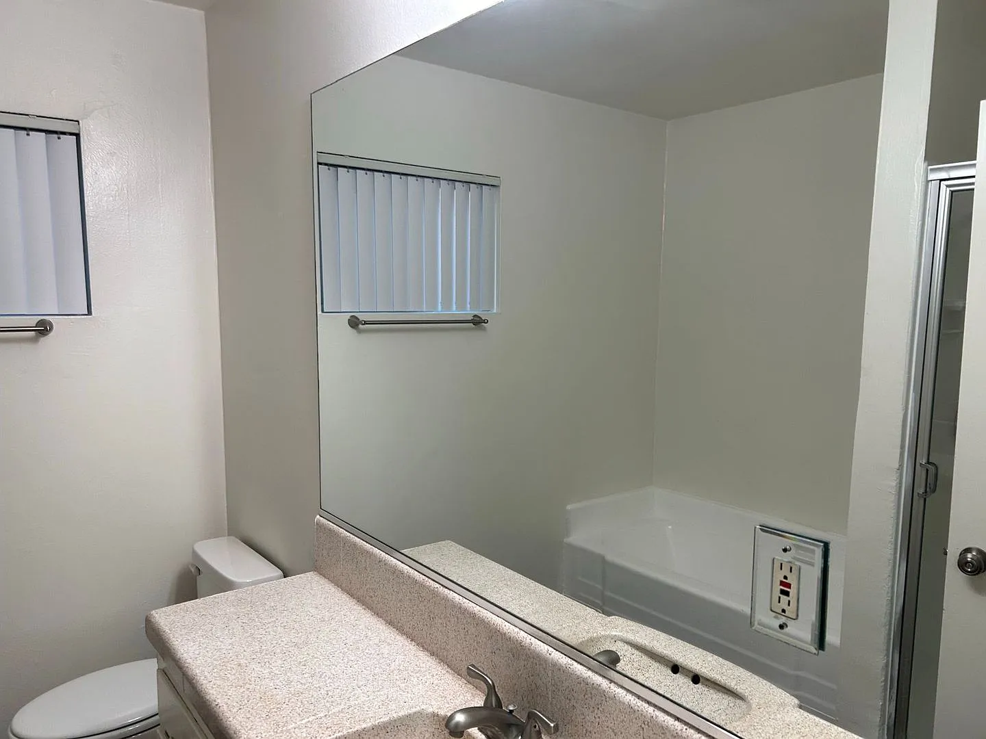 Mountain View Apartments — Photo 4