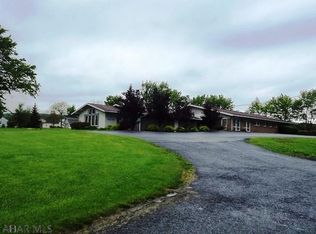 4062 Quaker Valley Rd, Alum Bank, PA 15521