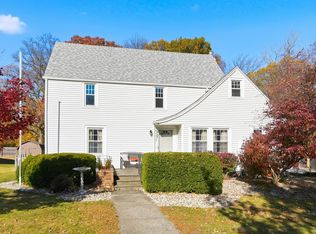 5830 Breconshire Dr, Fort Wayne, IN 46804