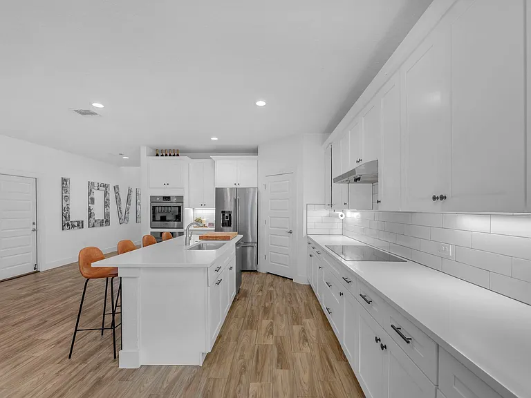16512 Fetching Ave — Photo 13