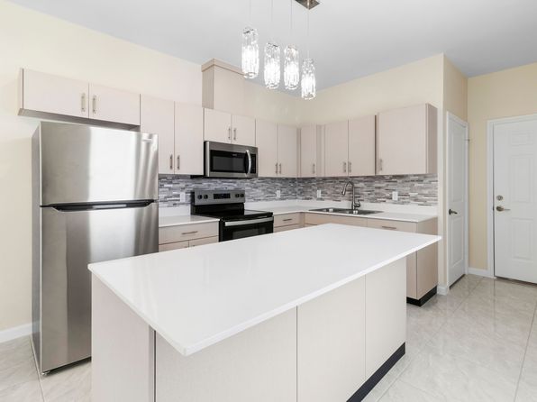 5303 Vision St #3C