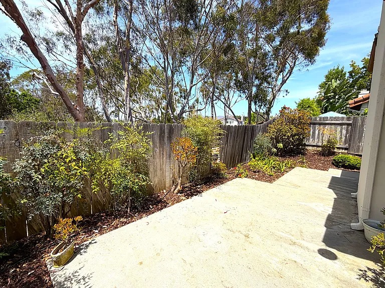 2060 Coolngreen Ln — Photo 16
