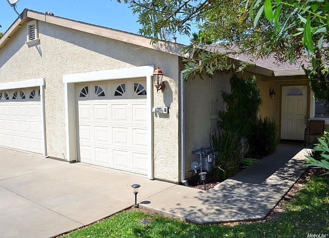 2nd image of 329 Montrose Dr