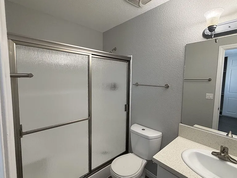 Tierra Palms Apartment Homes — Photo 122