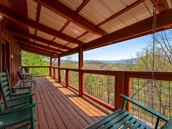 33rd image of 1855 Spring Hill Dr