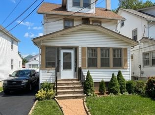 9 Sunset Ter, Irvington, NJ 07111