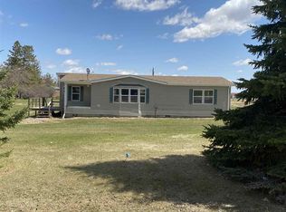 120 Varty St, Saint John, ND 58369