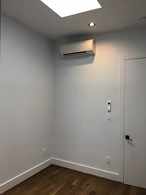 Rented by Lodger Corp | media 25