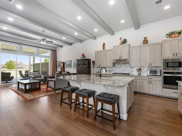 825 Faith Dr, Liberty Hill, TX 78642