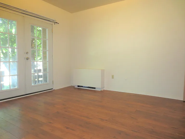 6350 Forward Ave #14 — Photo 5