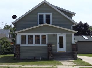 1907 Western Ave, Manitowoc, WI 54220