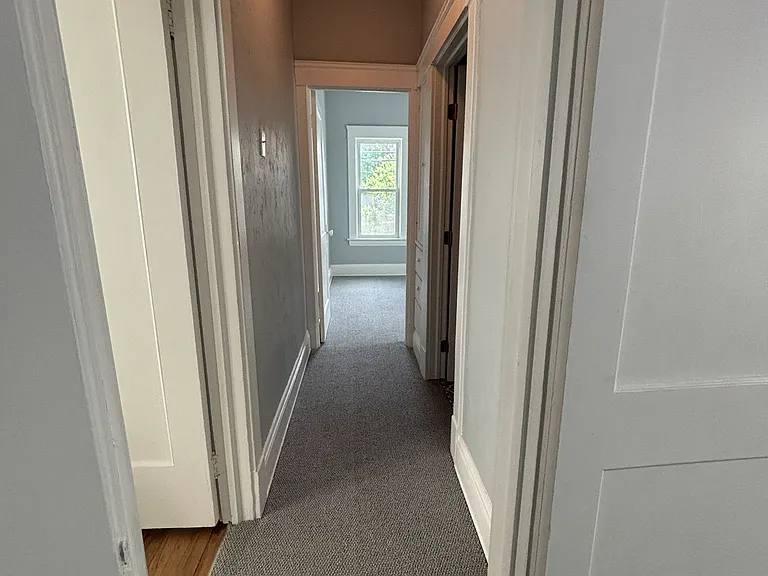 1261 Donald Ave — Photo 21