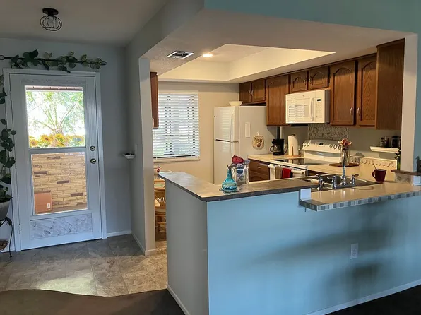 330 Mission Trl N Unit B, Venice, FL 34285