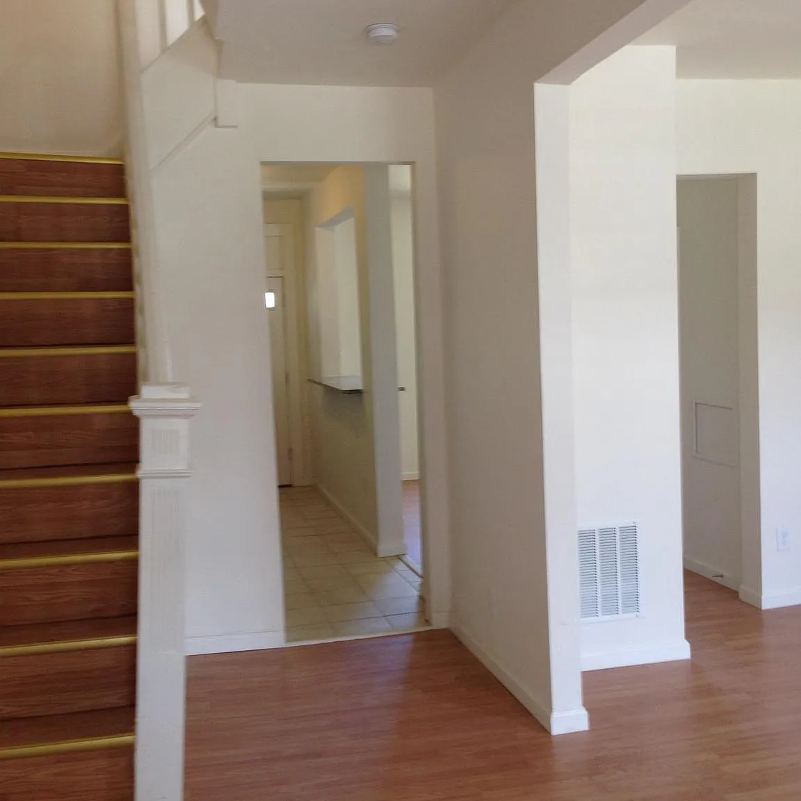 4 bed, 2.0 bath, $1,900 — Photo 2