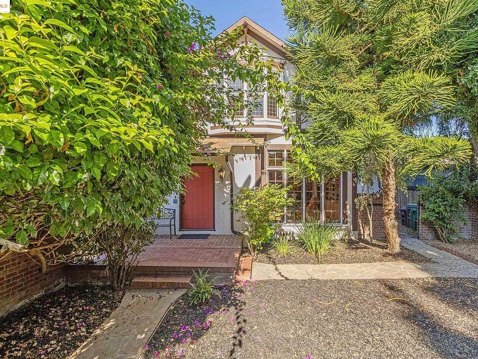 1st image of 2749 E 17th St