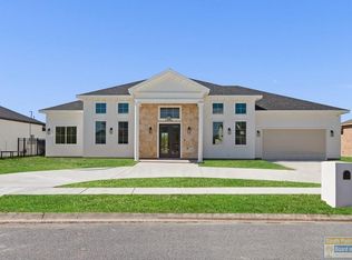 113 Canteros Dr, Rancho Viejo, TX 78575