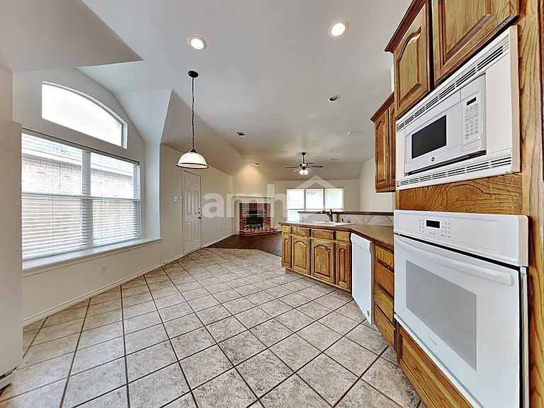 6308 Fall River Dr — Photo 3
