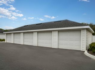 7000 SW 91st St #70, Gainesville, FL 32608