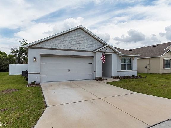2nd image of 922 Summer Glen Dr