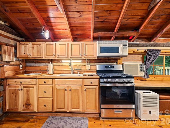 14th image of this home