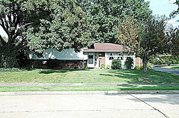 1st image of 2140 Montrose Ave