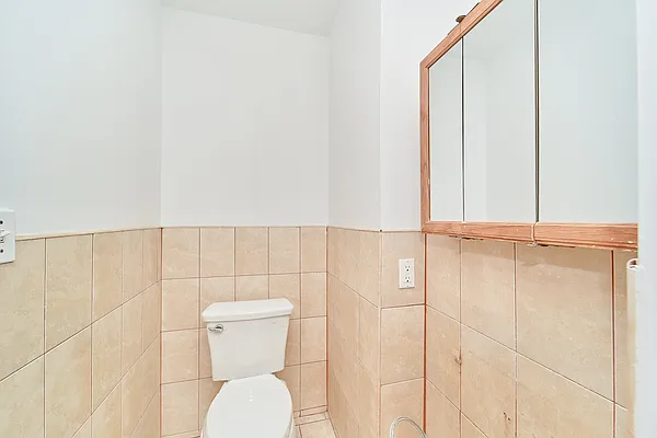 Rented by Compass | media 34