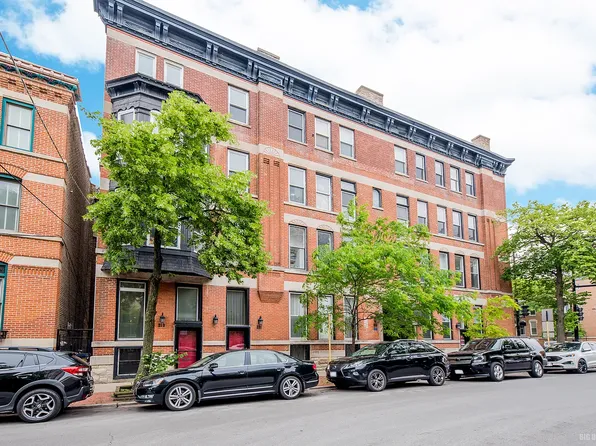 223 W Wisconsin St APT 3A, Chicago, IL 60614