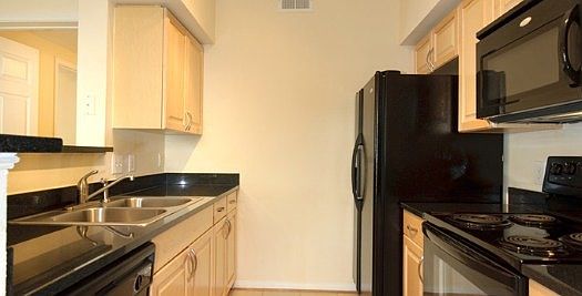5th image of 12213 Dalton Ln