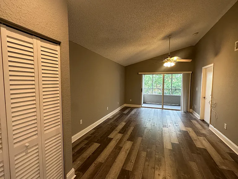2871 N Oakland Forest Dr #308 — Photo 13