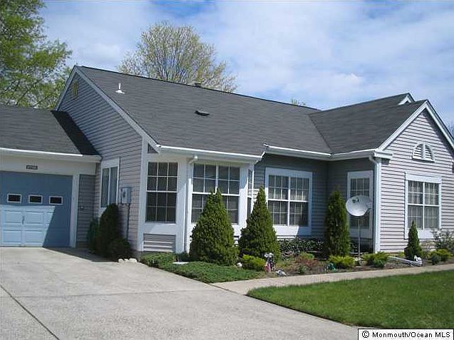 1st image of 879 Winchester Court #B