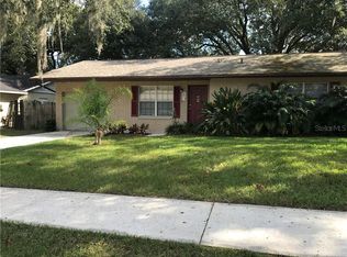 1317 Oak Valley Dr, Seffner, FL 33584
