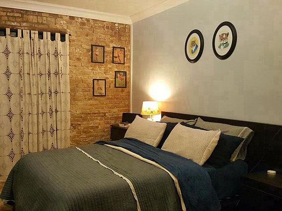 4th image of 2514 N Sacramento Ave #3N