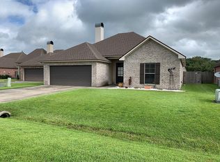 204 Forest Creek Dr, Scott, LA 70583